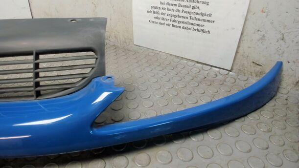 Foto: KÜHLERGRILL eines Peugeot 206 60