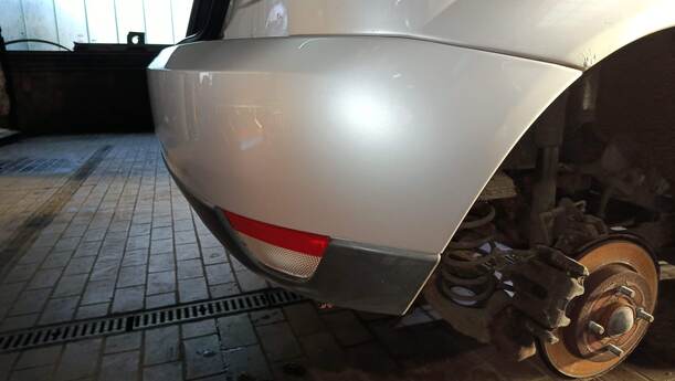 Foto: STOSSFÄNGER / STOßSTANGE HINTEN eines Ford Focus Viva X