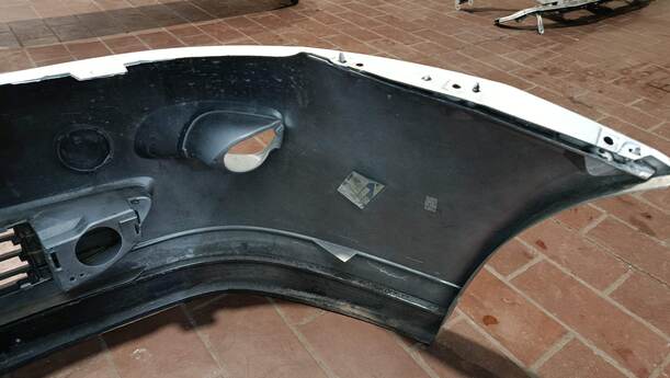 Foto: STOSSFÄNGER / STOßSTANGE VORNE eines Ford Focus Viva X