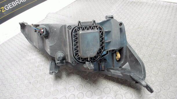 Foto: SCHEINWERFER LINKS ( VOR FACELIFT ) eines Ford Focus Viva X