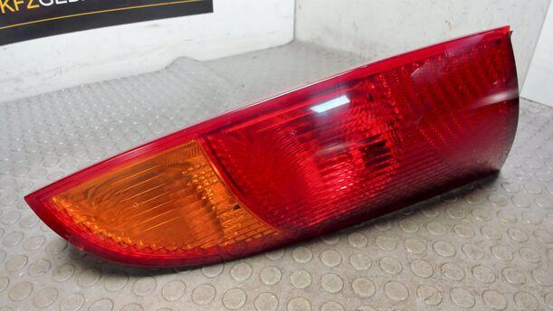 Foto: HECKLEUCHTE / RÜCKLICHT RECHTS eines Ford Focus Viva X