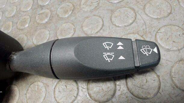 Foto: SCHEIBENWISCHERSCHALTER eines Ford Focus Viva X