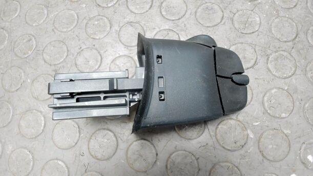 Foto: SCHALTER RADIOBEDIENUNG eines Ford Focus Viva X