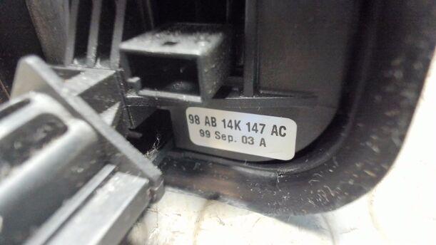 Foto: SCHALTER RADIOBEDIENUNG eines Ford Focus Viva X