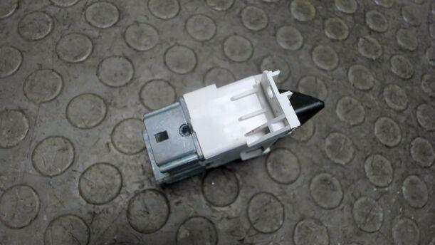 Foto: WARNBLINKSCHALTER eines Ford Focus Viva X