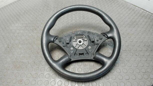 Foto: LENKRAD eines Ford Focus Trendline