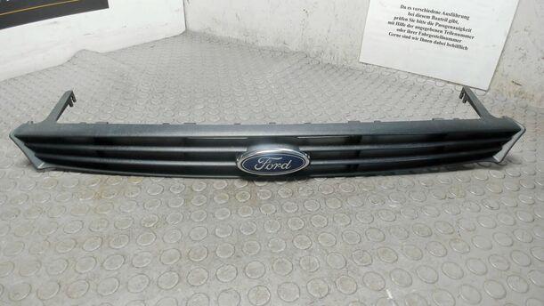 Foto: KÜHLERGRILL eines Ford Focus Trendline
