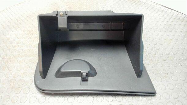 Foto: HANDSCHUHFACH eines Ford Focus Trendline