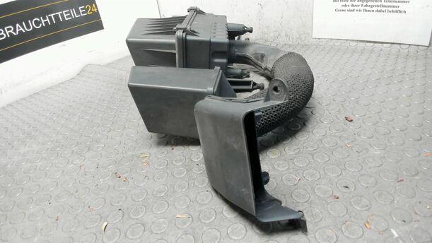 Foto: LUFTFILTERKASTEN eines Ford Focus Trendline
