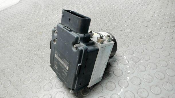 Foto: HAUPTBREMSAGGREGAT ABS eines Ford Focus Trendline