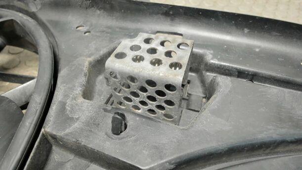 Foto: ELEKTROLÜFTER eines Ford Focus Trendline