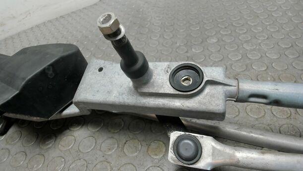 Foto: SCHEIBENWISCHERMOTOR VORNE eines Ford Focus Viva X