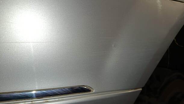 Foto: STOSSFÄNGER / STOßSTANGE HINTEN eines Mercedes-Benz C 200 CDI DPF Viva X