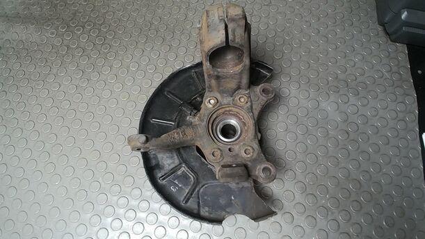 Foto: ACHSSCHENKEL VORN LINKS eines VW Touran 2.0 TDI Viva X