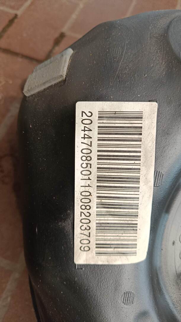 Foto: KRAFTSTOFFTANK eines Mercedes-Benz C 200 CDI DPF Liftback