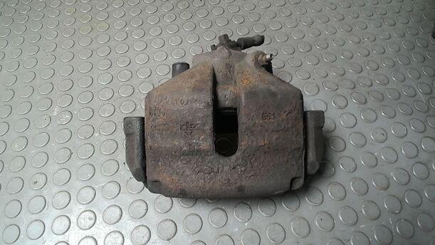 Foto: BREMSSATTEL VORN LINKS ( ATE ) eines VW Touran 2.0 TDI Liftback