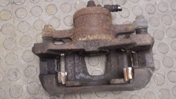 Foto: BREMSSATTEL VORN RECHTS eines Chevrolet Kalos 1.4 16V Liftback