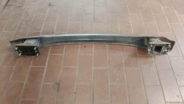 Foto: VERSTÄRKUNG HINTEN eines Mercedes-Benz C 200 CDI DPF Liftback