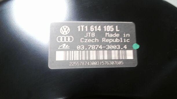 Foto: BREMSKRAFTVERSTÄRKER eines VW Touran 2.0 TDI Liftback
