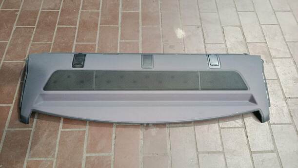 Foto: HUTABLAGE eines Mercedes-Benz C 200 CDI DPF Liftback