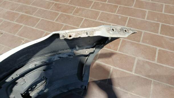 Foto: STOSSFÄNGER/ STOßSTANGE VORN eines Ford Fiesta 1.4