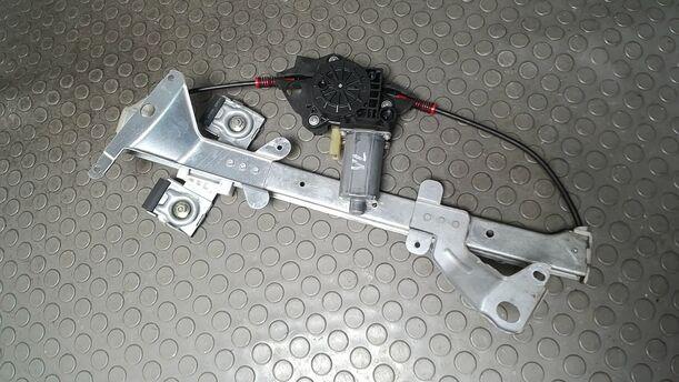 Foto: FENSTERHEBER ELEKTRISCH VORN LINKS ( 4/5 TÜRER ) eines Ford Fiesta 1.4 GLXi