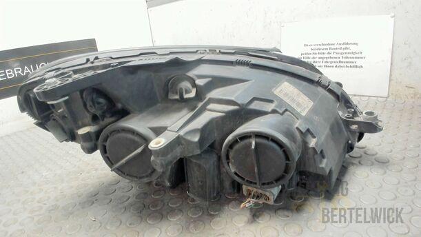 Foto: SCHEINWERFER LINKS eines Mercedes-Benz C 200 CDI DPF GLXi