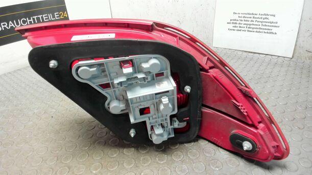 Foto: HECKLEUCHTE / RÜCKLICHT RECHTS ( AVANTGARDE ) eines Mercedes-Benz C 200 CDI DPF GLXi