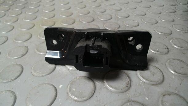 Foto: SCHALTER WARNBLINKANLAGE/ WARNBLINKSCHALTER eines Ford Fiesta 1.4 GLXi