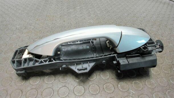 Foto: TÜRAUSSENGRIFF HINTEN RECHTS eines Mercedes-Benz C 200 CDI DPF GLXi