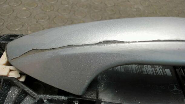 Foto: TÜRAUSSENGRIFF HINTEN RECHTS eines Mercedes-Benz C 200 CDI DPF GLXi