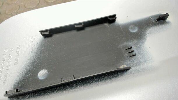 Foto: TANKKLAPPE / TANKDECKEL eines Mercedes-Benz C 200 CDI DPF GLXi