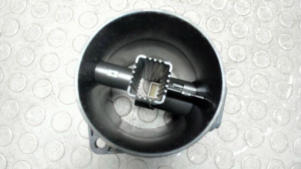 Foto: LUFTMASSENMESSER eines Mercedes-Benz C 200 CDI DPF GLXi