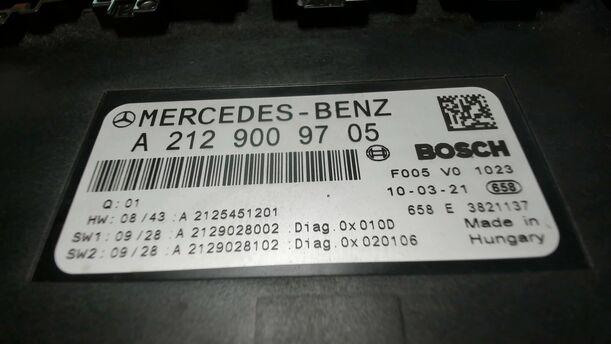 Foto: ZENTRALELEKTRIK / GRUNDMODUL eines Mercedes-Benz C 200 CDI DPF SX
