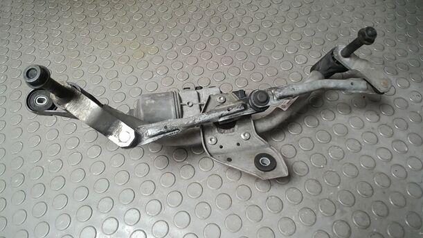 Foto: SCHEIBENWISCHERMOTOR VORN eines Renault Twingo 1.2 16V SX