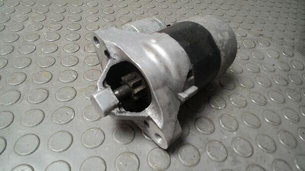Foto: ANLASSER / STARTER VALEO eines Renault Twingo 1.2 16V SX