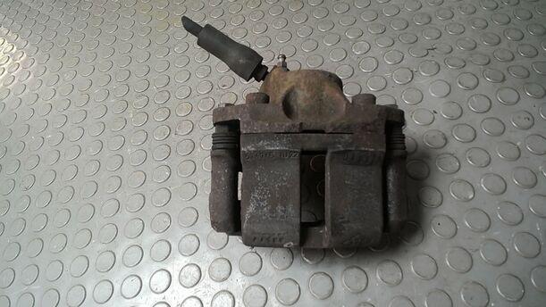Foto: BREMSSATTEL VORN RECHTS ( TRW ) eines Renault Twingo 1.2 16V SX