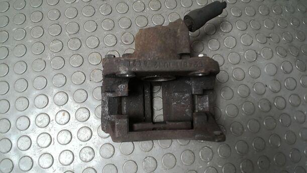 Foto: BREMSSATTEL VORN RECHTS ( TRW ) eines Renault Twingo 1.2 16V SX