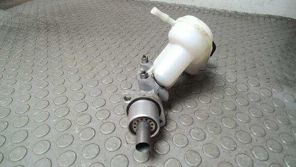 Foto: HAUPTBREMSZYLINDER ( ATE ) eines Renault Twingo 1.2 16V SX