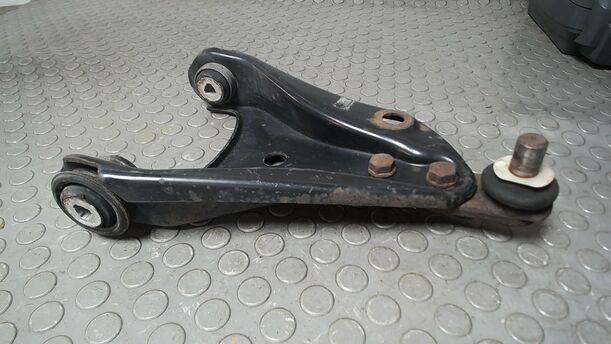 Foto: QUERLENKER VORN LINKS eines Renault Twingo 1.2 16V SX