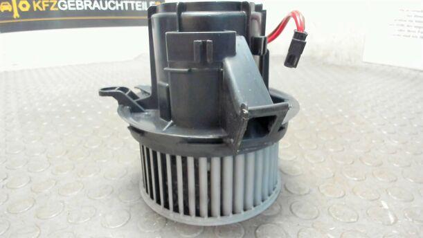 Foto: HEIZUNGSGEBLÄSE eines Mercedes-Benz C 200 CDI DPF SX