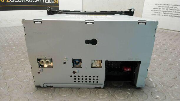 Foto: RADIO ( PANASONIC / OHNE RADIOCODE ) eines Mercedes-Benz C 200 CDI DPF SX
