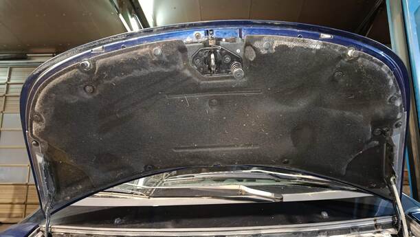 Foto: MOTORHAUBE eines Smart smart forfour GL
