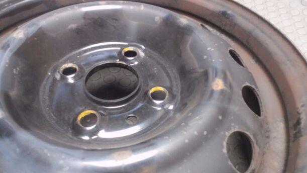Foto: STAHLFELGE 5,5X14 ET46 eines Chevrolet Kalos 1.4 16V GL