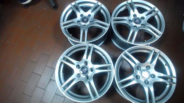 Foto: ALUFELGENSATZ 7X16 ET45 KBA 45985 eines VW Golf 1.9 TDI Ghia