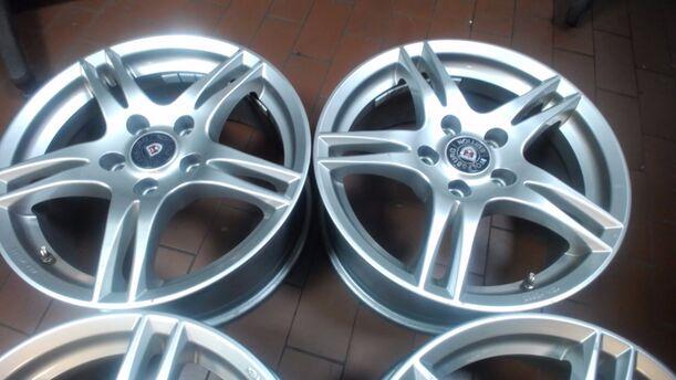 Foto: ALUFELGENSATZ 7X16 ET45 KBA 45985 eines VW Golf 1.9 TDI Ghia