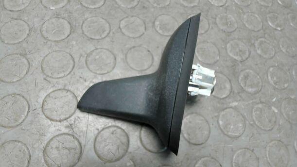 Foto: DACHANTENNE eines Mercedes-Benz C 200 CDI DPF Ghia