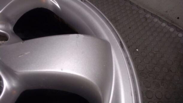 Foto: ALUFELGE 6,5X16 ET46 eines Hyundai Tucson 2.0 CRDi 2WD GLS
