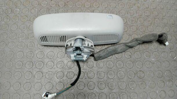 Foto: INNENSPIEGEL ( AUTOMATISCH ABBLENDEN ) eines Mercedes-Benz C 200 CDI DPF GLS