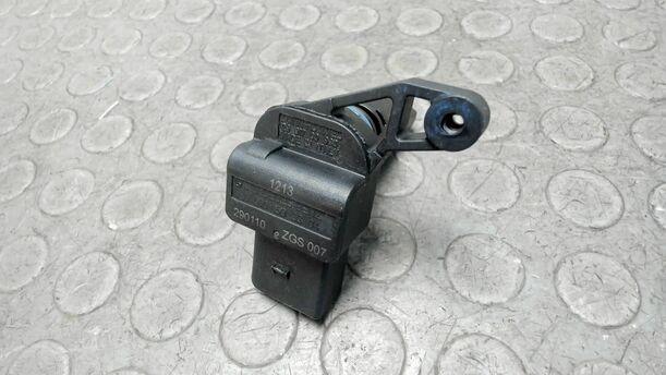 Foto: KRAFTSTOFFERWÄRMER / HEIZELEMENT eines Mercedes-Benz C 200 CDI DPF GLS